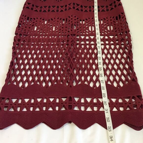 Self-Portrait Red Midi Skirt Cut Out Lace Pencil Skirt New Size 2 - Picture 6 of 12